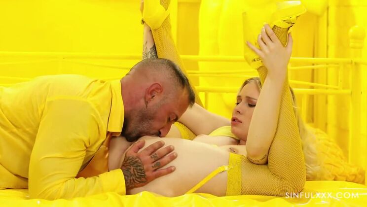 Blonde Tattooed Slut Loves Deep Throat in Yellow