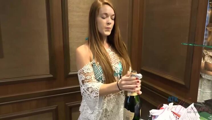 Kimberly Brix loves getting creampied in POV