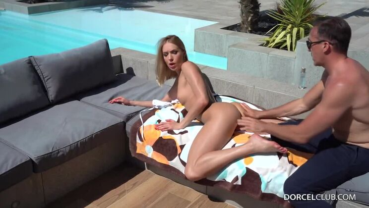 Angelika Grays Cumshot Blonde Outdoor Fun