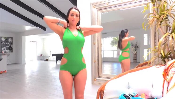 Brunette Beauty Uses Toys on Herself