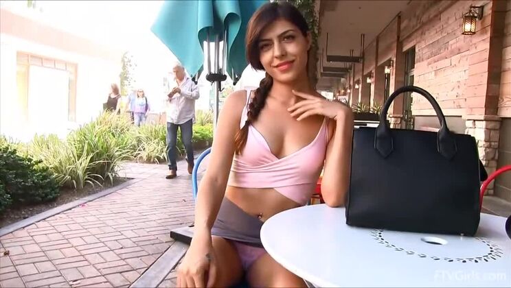 [FTVGirls] - Young and Beautiful: Audrey's Figure Tease