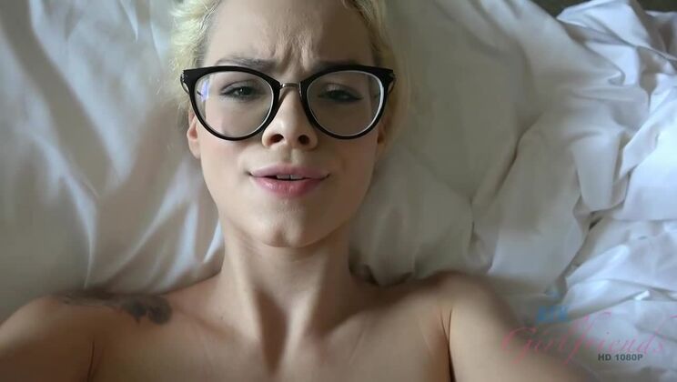 Girlfriend Experience - Elsa Jean Gets Creampie