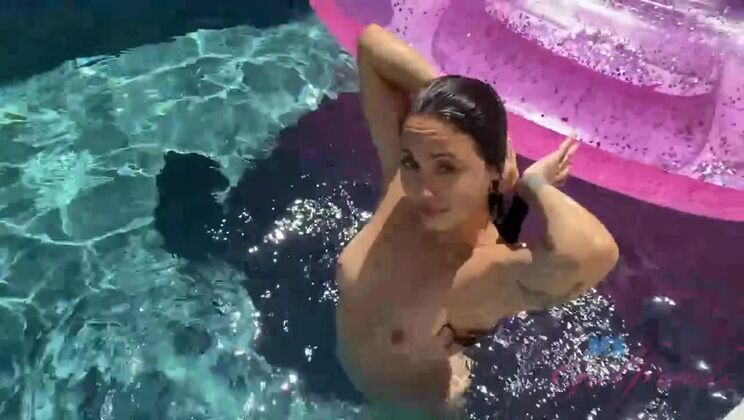 [ATKGirlfriends] - Mi Has a Fucking Session with Mi Ha Doan - Mi Ha Doan