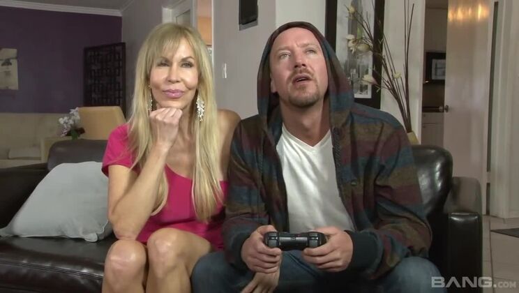 [BANG.com] - Cuckold Erica Lauren Fucks with Her Stepdaughter's Boyfriend - Erica Lauren