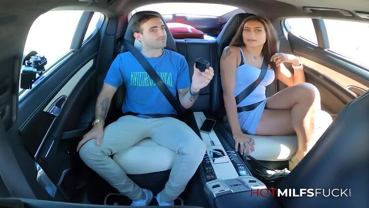 Sommer Love's Amateur Outdoor Sex Show