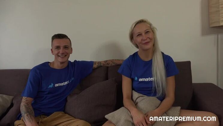 [AmateriPremium] - Amateur Blonde Martina Enjoys Cumshot with Couple