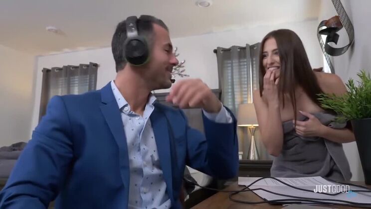 [VSex] - Hairy and Brunette: Aubree Valentine's XXX Delight