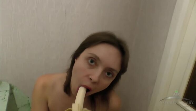 Amateur Teen Eats Fruit - Sabrina