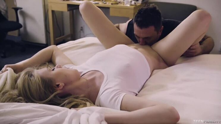 [TeenFidelity] - Blonde Bombshell Hannah Hays and Mark Zane - Hannah Hays - Mark Zane