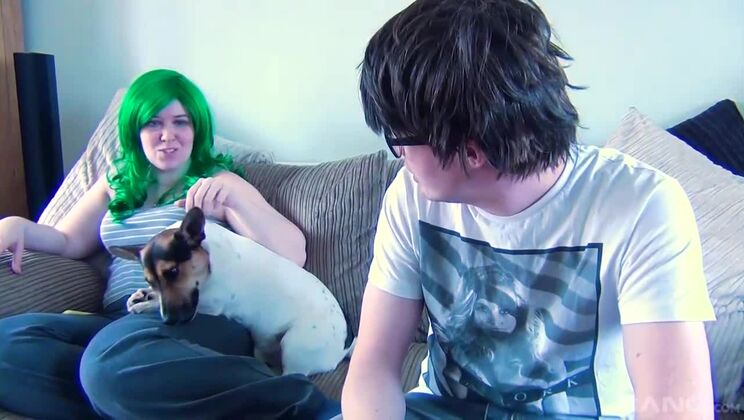 Tattiana Fucks a Nerd with Her Massive Boobs