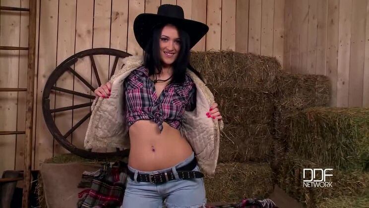 [1By-Day] - Betty's Brunette Bliss - Betty