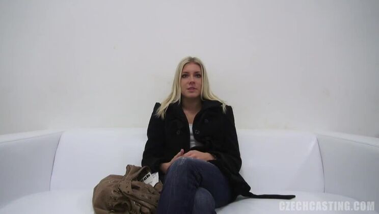 Sexy Czech Blonde: Klara
