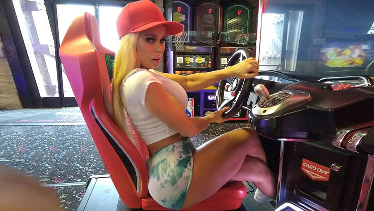 [MYLF] - MILF Nikki Delano’s Dirty Mind Gets Filled by Sam Shock - Sam Shock - Nikki Delano