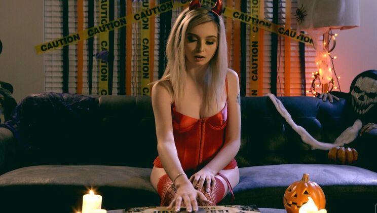Halloween Theme Sex with Blonde Teen