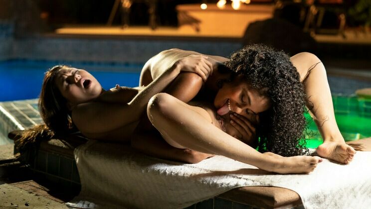 [Babes.com] - Scarlit's Petite Pussy Pleasures