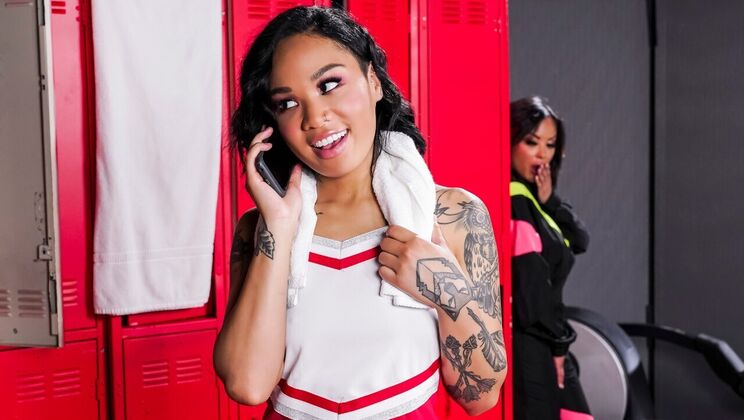 [Brazzers] - 69 Action with Athletic Asian Lesbians - Honey Gold - Kaylani Lei