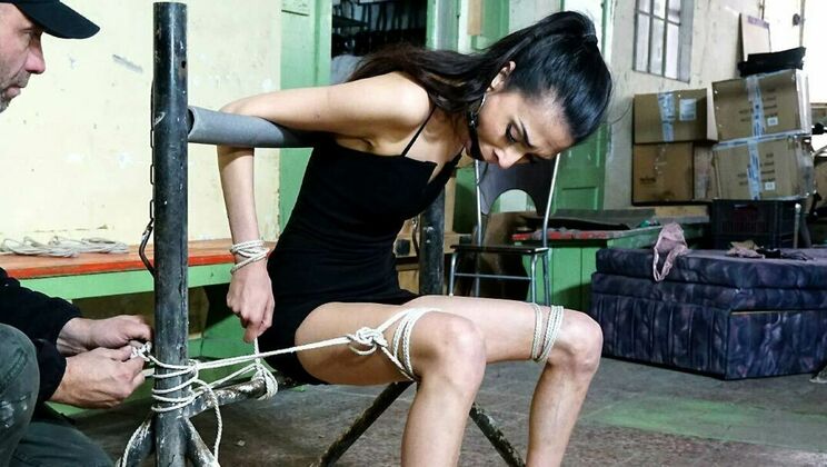 [Submissed] - Tied up skinny brunette loves magic wand fun - Ashley Ocean