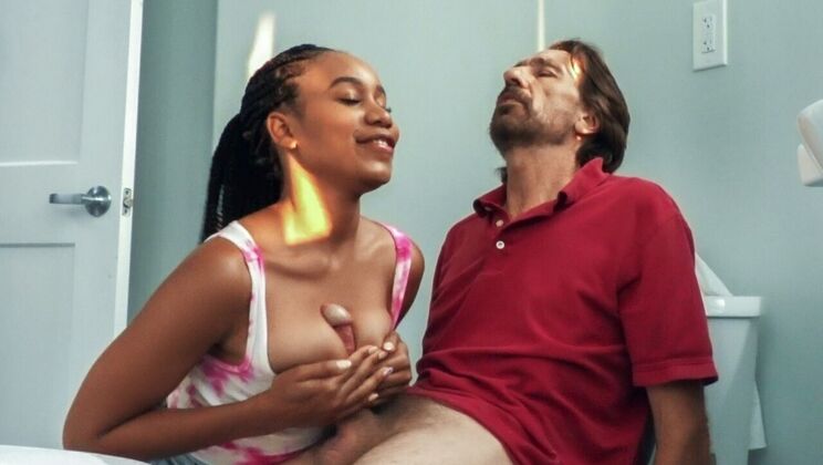 [Brazzers] - Voyeur Catches Spy Having Sex
