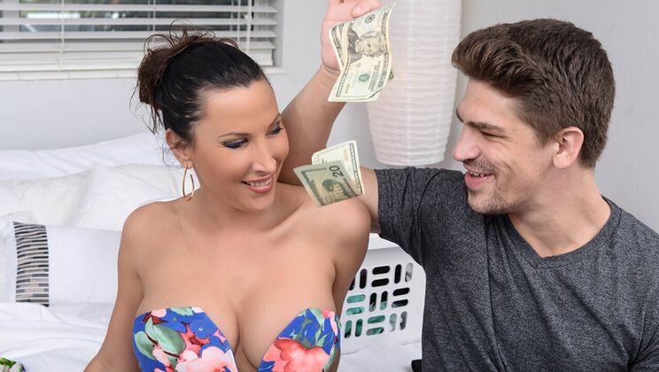 [Brazzers] - Brunette Blowjob Seeker - Bruce Venture - Lezley Zen