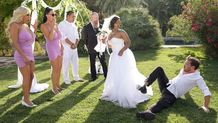 [Brazzers] - Spanking and Sucking with Enhanced Body - Kyle Mason - Rita Daniels - Avery Jane