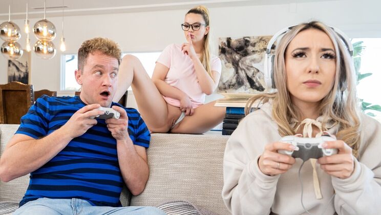 [HotGirlsGame] - Bubble Butt Teen Gets Fucked in Doggystyle