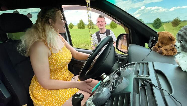 [BigNaturals] - Amateur Action in the Van