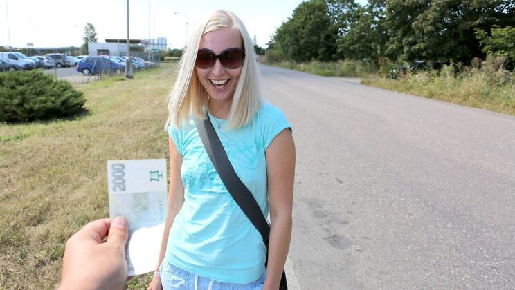 Blonde Babe Gives Blowjob in Public