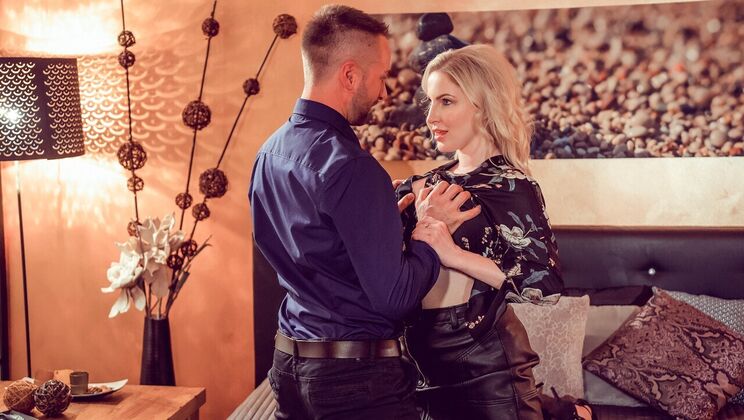 [MOMXXX] - Big Natural Tits Blonde Cheats On Husband POV - Georgie Lyall - Alan Wake
