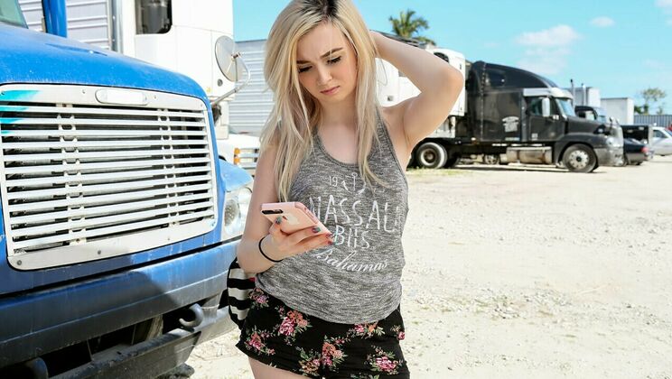 [StrandedTeens] - Jesse Black Bangs Blonde Teen - Lexi Lore - Jesse Black