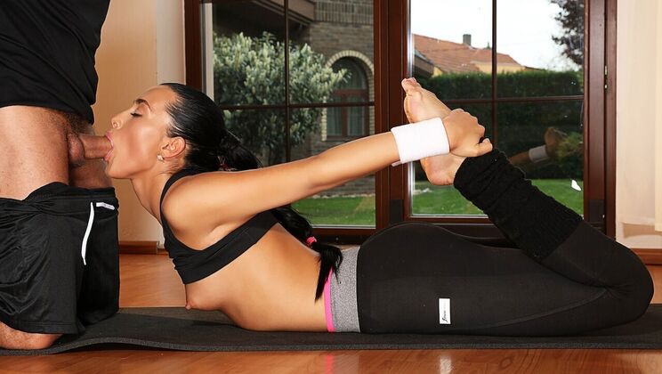 [FitnessRooms] - Gym Sex with Anna Rose and George Uhl - Anna Rose - George Uhl
