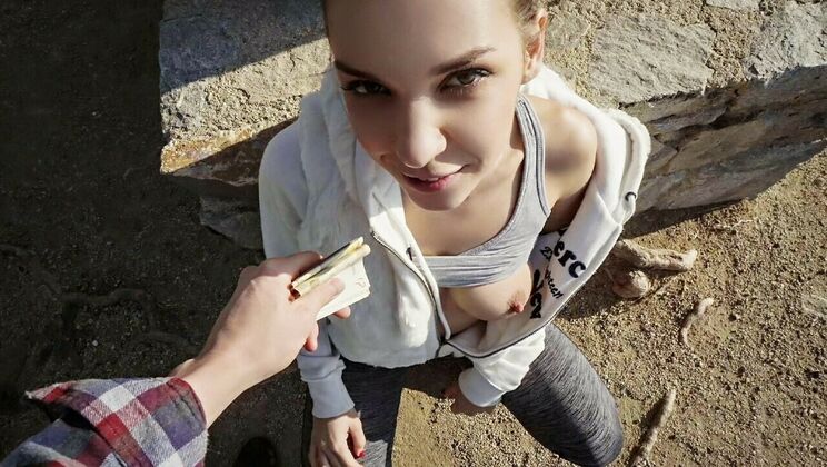 [PublicPickups] - Sexy Fitness Babe Enjoys Public Fucking - Erik Everhard - Henessy