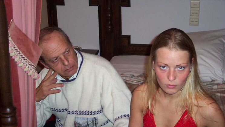 [Oldje] - Maid's Oral Service - Zafira - Dickie