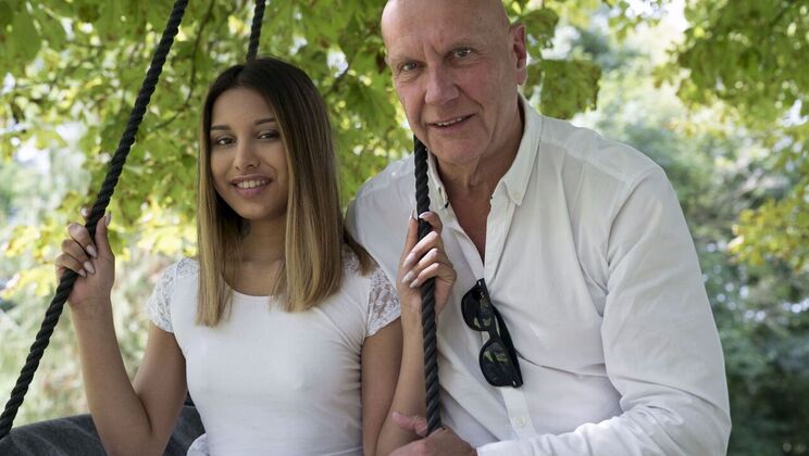 [Oldje] - Ball Licking With Young Girl