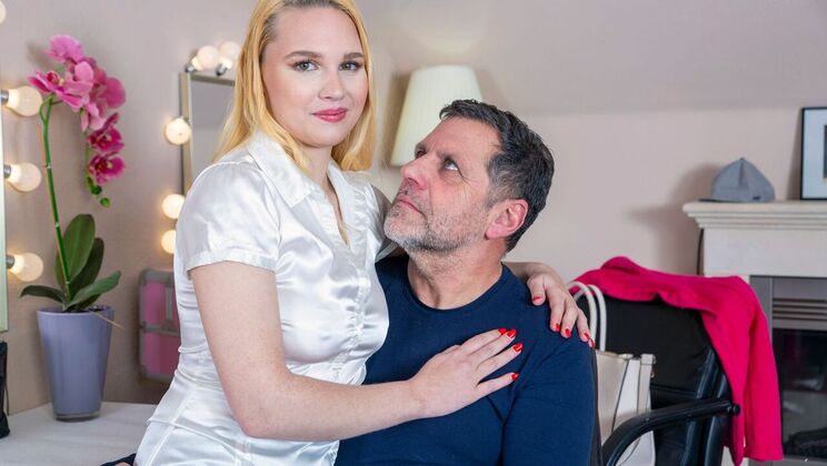 [Oldje] - Old Man Gets Young Blonde