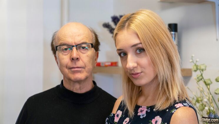 [Oldje] - Marcello Enjoys Sofi Otis's Striptease