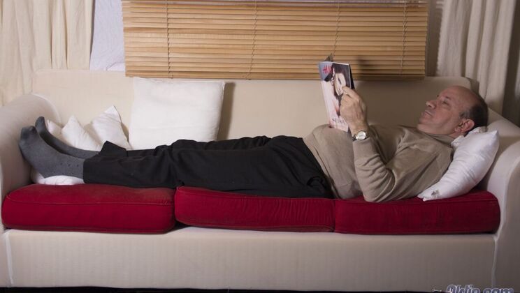 [Oldje] - Pussy Licking and Fingering on Mars