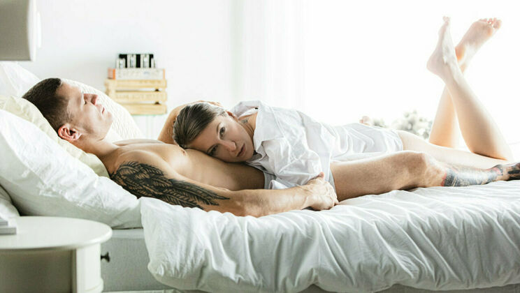 [SexArt] - Emylia Argan and Maxmilian Dior's Kissing and Sex - Emylia Argan - Maxmilian Dior