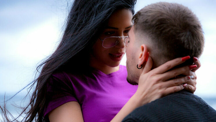 [SexArt] - Striptease by the Sea with Chris Torres - Julia De Lucia - Chris Torres