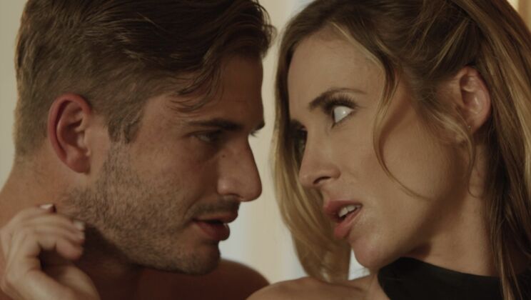 [BellesaFilms] - What You've Been Waiting For - Nathan Bronson - Aiden Ashley