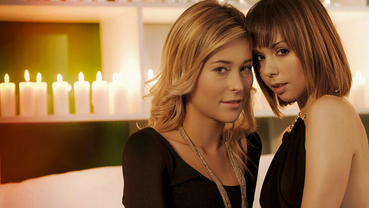 [SexArt] - Kissing and Licking - A Lesbian Fantasy