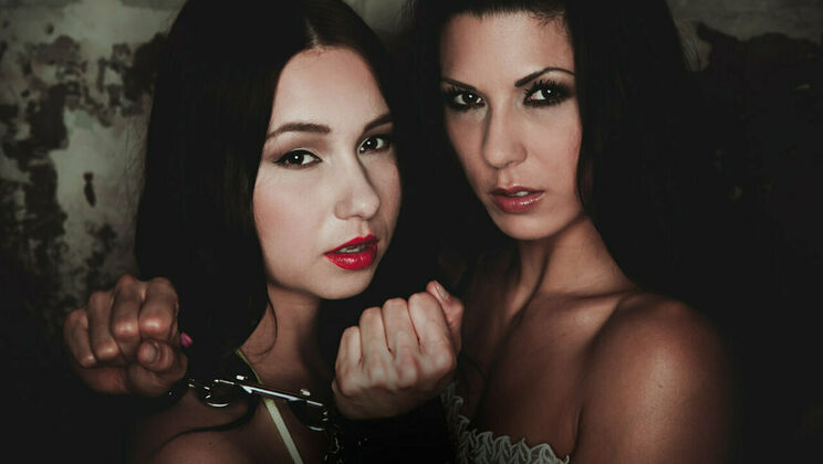 Close Up and Personal: Taylor Sands and Alexa