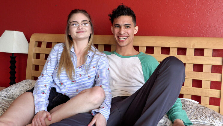 [HotGuysFuck] - Marc Wallace and Savannah Camon’s Hot Pre-Scene Talk - Savannah Camon - Marc Wallace