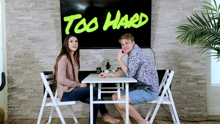 [HotGuysFuck] - Petite Teen Blonde Ally King Meets Arthur