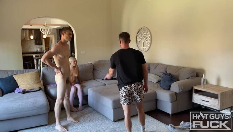 [HotGuysFuck] - Molly Mae's First Interview with Mike Beaumonte - Molly Mae - Mike Beaumonte
