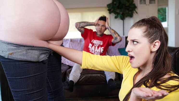 [Brazzers] - Big Tits Goddess Fucks and Gets Face Sitted - Small Hands - Aubree Valentine - Abigaiil Morris