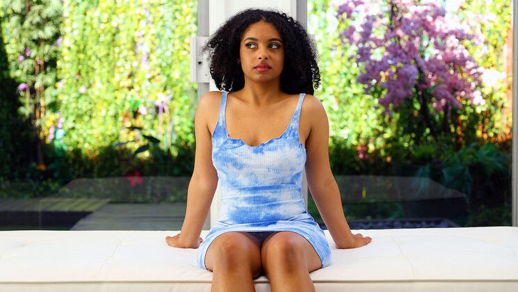 Hadiya Tries Out for Casting