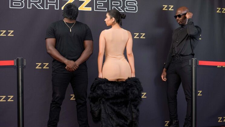 [Brazzers] - Latina Wife Violet Myers Cheats with Mannie Coco in Anal Action - Violet Myers - Mannie Coco