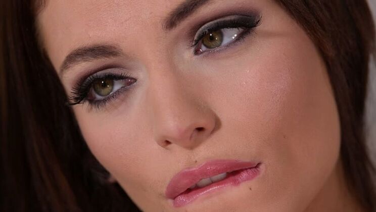 French Clara Mia with long hair fucks cowgirl on first date