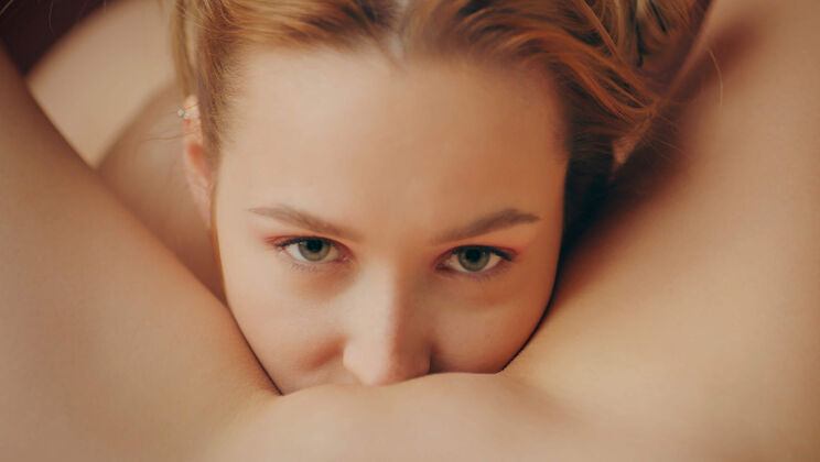 [SensualLove] - Teen Lesbians Explore Licking and Rimming - Kelly Collins - Evelin Elle