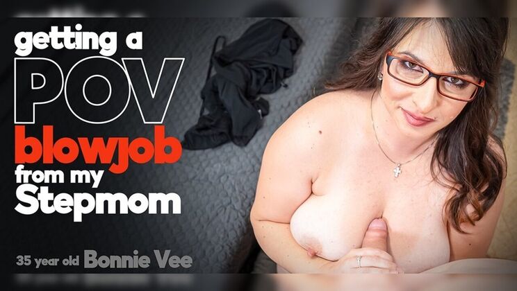 [Mature.nl] - POV of stepmom with saggy tits sucking and moaning - Lenny Yankee - Bonnie Vee